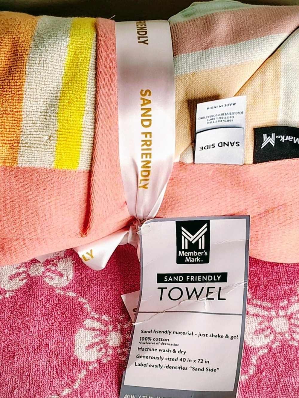 Member's Mark Sand Friendly Beach Towel - Pink Multi